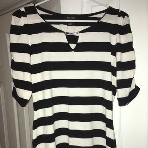 Black House White Market top